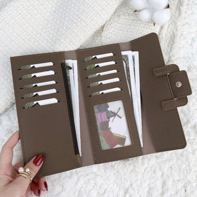 新品★薄手カードケース長財布/ブラウン < 女性ファッション  新品★薄手カードケース長財布/ブラウン < 女性ファッションの