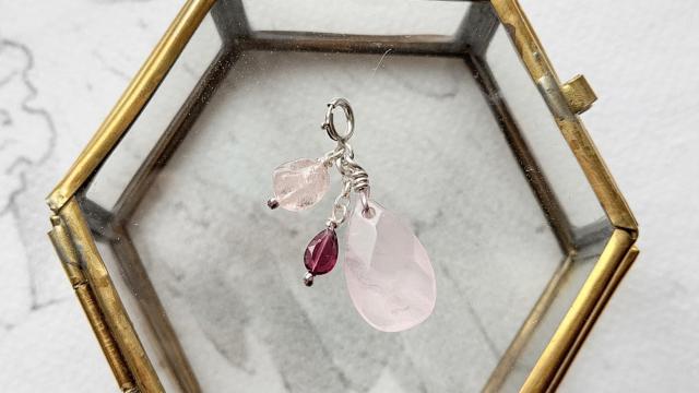 *ローズクォーツのチャーム*silver 20040 < 女性ファッション  *ローズクォーツのチャーム*silver 20040  < 女性ファッションの