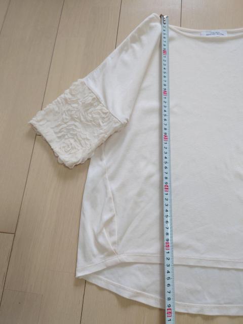 1枚でお洒落☆グリーンレーベルリラクシングの袖フリルトップス < ブランド  1枚でお洒落☆グリーンレーベルリラクシングの袖フリルトップス < ブランドの