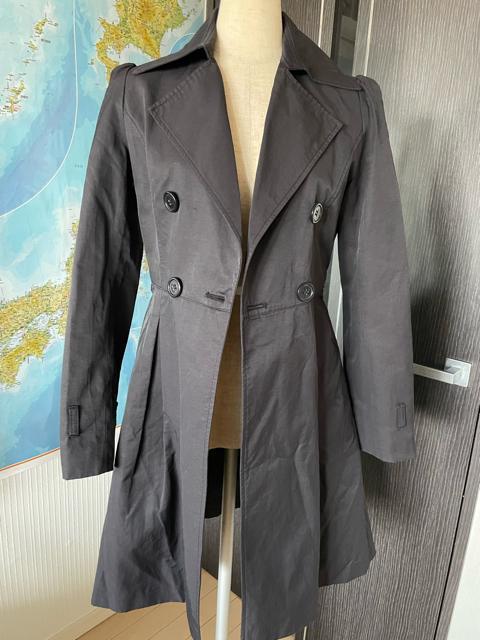 黒色ダブルブレスト トレンチコート スプリングコート Mサイズ 美品 < 女性ファッション 黒色ダブルブレスト トレンチコート スプリングコート Mサイズ 美品 < 女性ファッションの