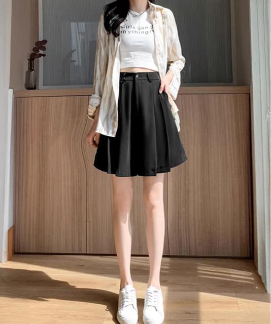 送料無料 新品 レディーススーツ風ショートパンツスリット < 女性ファッション  送料無料 新品 レディーススーツ風ショートパンツスリット < 女性ファッションの