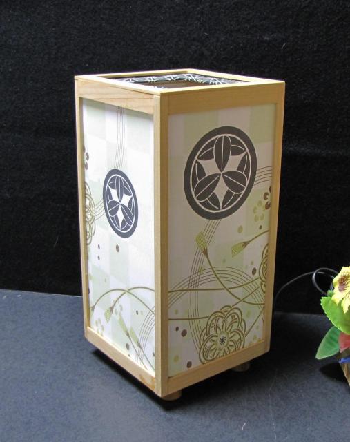 ★家紋の宿り木=「丸に九枚笹」(家紋変更可)/至福の明り・温もりのひととき/LED・檜枠造・フイルム加工・軽量/ < 家電/AV  ★家紋の宿り木=「丸に九枚笹」(家紋変更可)/至福の明り・温もりのひととき/LED・檜枠造・フイルム加工・軽量/ < 家電/AVの