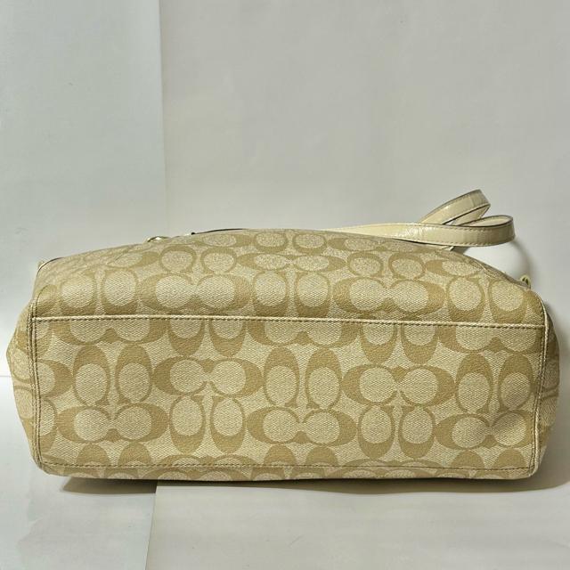 coach �R�[�` 2way �V�����_�[�o�b�O �g�[�g�o�b�O F19816 PVC ���U�[ �V�O�l�`���[ �x�[�W�� �� �u�����h�� 