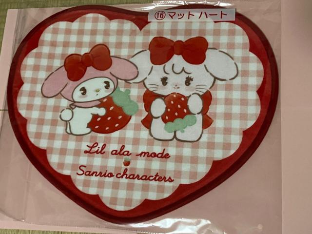 サンリオキャラクターズ Lil ala mode ハート型マット < インテリア/ライフ サンリオキャラクターズ Lil ala mode ハート型マット < インテリア/ライフの