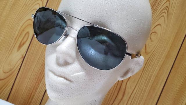 正規レア ブルガリ ラグジュアリーティアドロップ メタルフレームサングラス黒 メタリックコンビ アイウェア < ブランド  正規レア ブルガリ ラグジュアリーティアドロップ メタルフレームサングラス黒 メタリックコンビ アイウェア < ブランドの