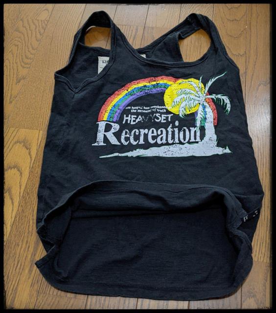 ★LISTEN HEARTBEAT★リッスンハートビート★タンクトップ★Tシャツ★Mサイズ同等★黒★部屋着★まとめ買い歓迎★ < 女性ファッション  ★LISTEN HEARTBEAT★リッスンハートビート★タンクトップ★Tシャツ★Mサイズ同等★黒★部屋着★まとめ買い歓迎★ < 女性ファッションの