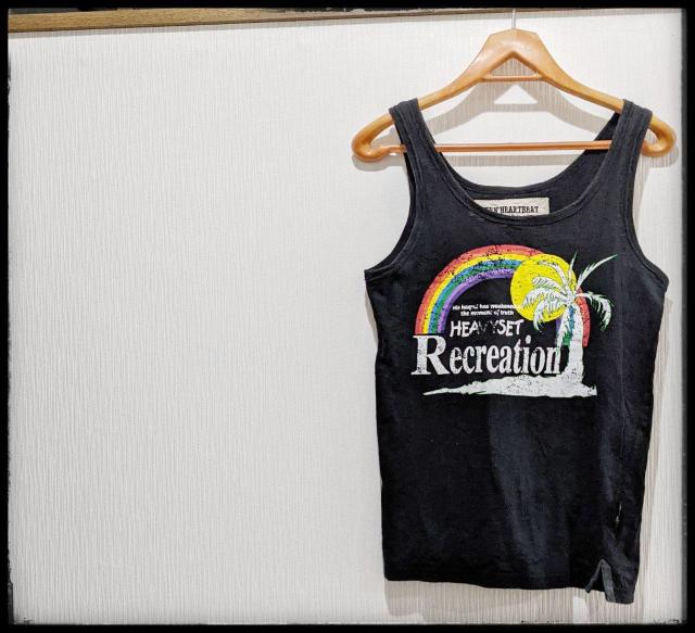 ★LISTEN HEARTBEAT★リッスンハートビート★タンクトップ★Tシャツ★Mサイズ同等★黒★部屋着★まとめ買い歓迎★ < 女性ファッション  ★LISTEN HEARTBEAT★リッスンハートビート★タンクトップ★Tシャツ★Mサイズ同等★黒★部屋着★まとめ買い歓迎★ < 女性ファッションの