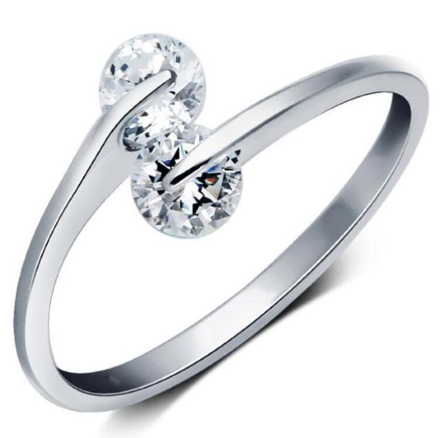 【送料無料】【高級感】 ゆびわ 大粒 指輪 フリーサイズ リング 贈り物 (14号〜19号) 男女兼用 シルバー 新品 < 女性アクセサリー/時計  【送料無料】【高級感】 ゆびわ 大粒 指輪 フリーサイズ リング 贈り物 (14号〜19号) 男女兼用 シルバー 新品 < 女性アクセサリー/時計の