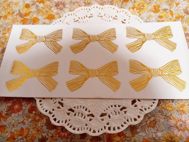 お裾分け☆金色リボンのシールシート☆ < インテリア/ライフ  お裾分け☆金色リボンのシールシート☆  < インテリア/ライフの