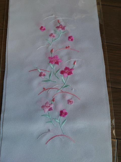 送料込!新品、豪華刺繍半衿、D < 女性ファッション  送料込!新品、豪華刺繍半衿、D < 女性ファッションの