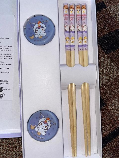 ♯新品♯箸 & 箸置き  クロミ   はし 2膳 箸置き 2個  セット < おもちゃ  ♯新品♯箸 & 箸置き  クロミ   はし 2膳 箸置き 2個  セット < おもちゃの
