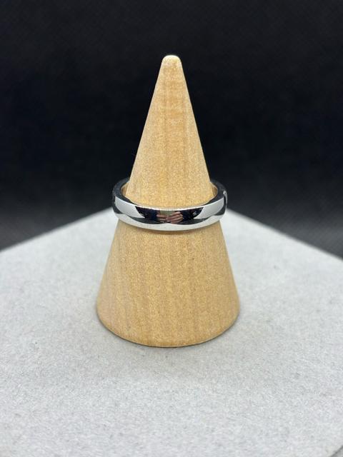 HARRY WINSTON �n���[�E�B���X�g�� �X���[�X�g�[�� �_�C�� �����O �� �u�����h�� 