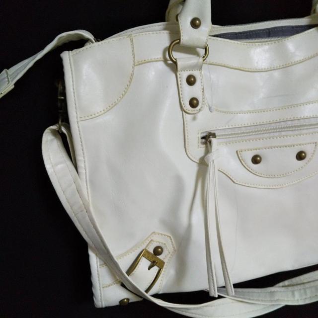 エディターズ2wayセレブ女優bag(白)新中古品【ヴィンテージ】Ageha < 女性ファッション  エディターズ2wayセレブ女優bag(白)新中古品【ヴィンテージ】Ageha < 女性ファッションの