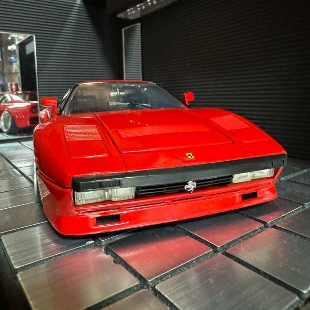 ホットウィール 1/18  フェラーリ 288GTO (カスタム仕様) < ホビー  ホットウィール 1/18  フェラーリ 288GTO (カスタム仕様) < ホビーの