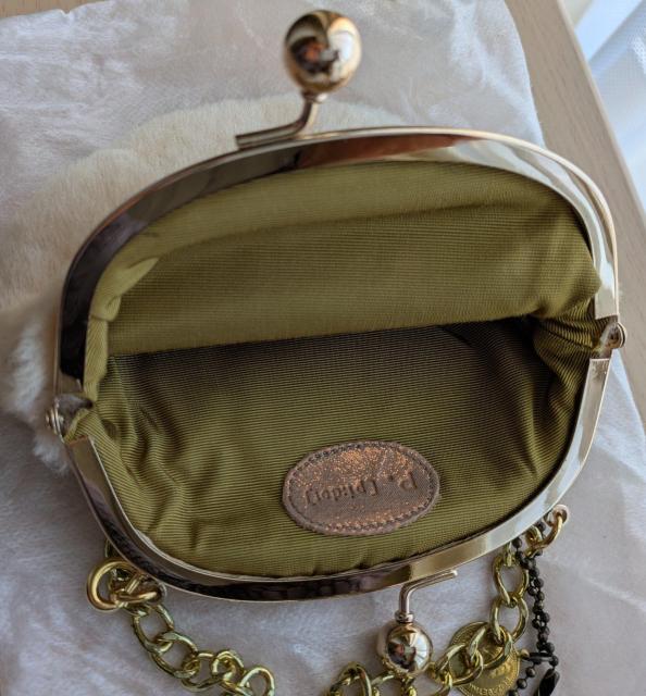 大特価!新品未使用 高級ポーチバック がま口ポーチ 羊皮ムートン レディースチェーンファーポーチバック 8,900円 < 女性ファッション 大特価!新品未使用 高級ポーチバック がま口ポーチ 羊皮ムートン レディースチェーンファーポーチバック 8,900円 < 女性ファッションの