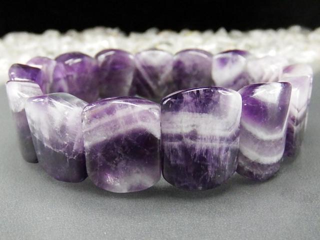 濃いファントムアメジスト16mm強バングルブレスレット天然石2月の誕生石ボリューム感有 < 女性アクセサリー/時計 濃いファントムアメジスト16mm強バングルブレスレット天然石2月の誕生石ボリューム感有 < 女性アクセサリー/時計の