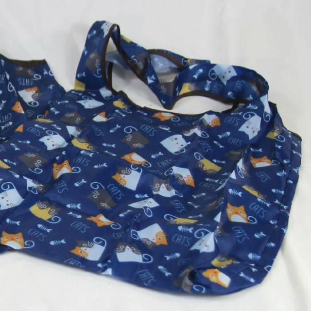 ◆猫好きにはたまらない!かわいい猫イラスト入り◆猫柄エコバッグ 大小2個セット 折たたみコンパクト < 女性ファッション  ◆猫好きにはたまらない!かわいい猫イラスト入り◆猫柄エコバッグ 大小2個セット 折たたみコンパクト < 女性ファッションの