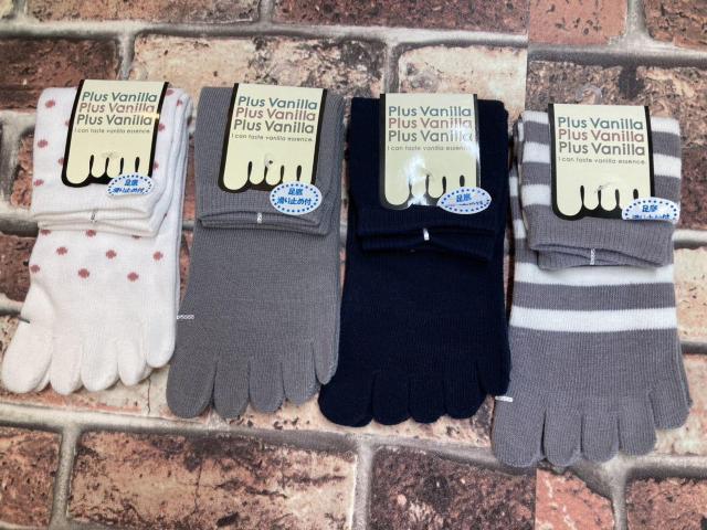 送料無料!【PLUS VANILLA】『画像から4足組』 足底滑り止め付き&抗菌防臭加工!綿混 5本指クルー丈ソックス < 女性ファッション  送料無料!【PLUS VANILLA】『画像から4足組』 足底滑り止め付き&抗菌防臭加工!綿混 5本指クルー丈ソックス < 女性ファッションの