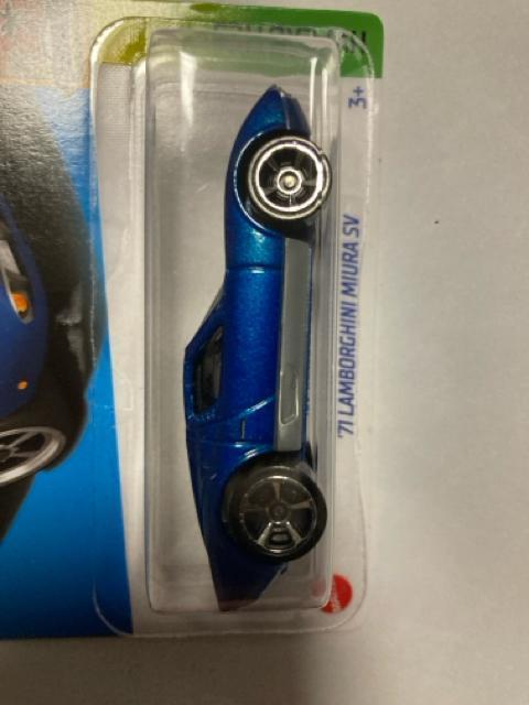 ホットウィール・ランボルギーニミウラSV 青(他も出品中) < ホビー  ホットウィール・ランボルギーニミウラSV 青(他も出品中) < ホビーの