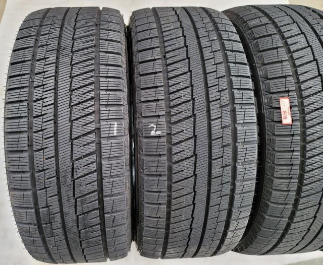 TOYOTA アルファード ヴェルファイア 20前期 純正 18インチ7.5J+45 PCD114.3スタッドレスタイヤ付き4本 < 自動車/バイク TOYOTA アルファード ヴェルファイア 20前期 純正 18インチ7.5J+45 PCD114.3スタッドレスタイヤ付き4本 < 自動車/バイク