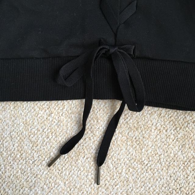 ディズニー・ミッキー刺繍バックレースアップジャケット黒 < 女性ファッション ディズニー・ミッキー刺繍バックレースアップジャケット黒 < 女性ファッションの