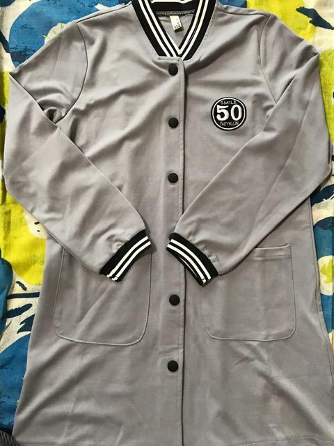 新品薄手バイカラー全開ゆったりジャケットM < 女性ファッション  新品薄手バイカラー全開ゆったりジャケットM < 女性ファッションの