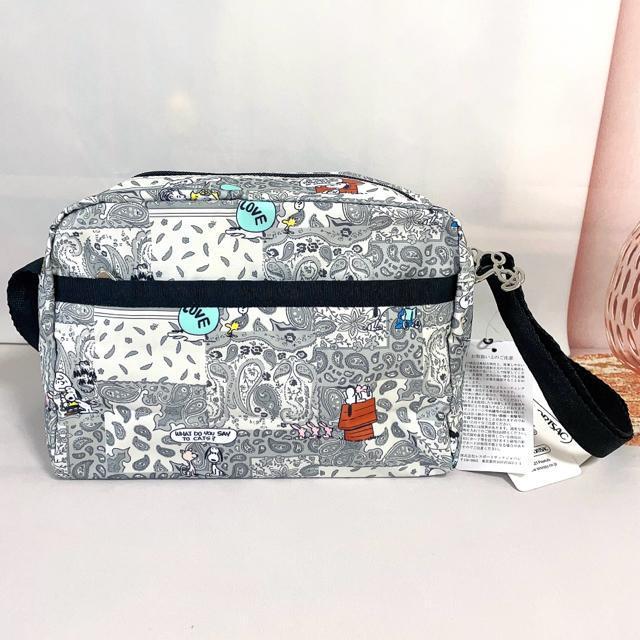 ★新品★LeSportsac レスポートサック スヌーピ ピーナッツバンダナパッチ ショルダーバッグ 2434 送料無料 < 女性ファッション  ★新品★LeSportsac レスポートサック スヌーピ ピーナッツバンダナパッチ ショルダーバッグ 2434 送料無料 < 女性ファッションの