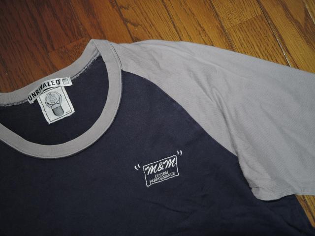 M&M CUSTOM PERFORMANCE エムアンドエム × UNRIVALED アンライバルド 7分丈ロンTシャツ S 紺 < 男性ファッション  M&M CUSTOM PERFORMANCE エムアンドエム × UNRIVALED アンライバルド 7分丈ロンTシャツ S 紺 < 男性ファッションの