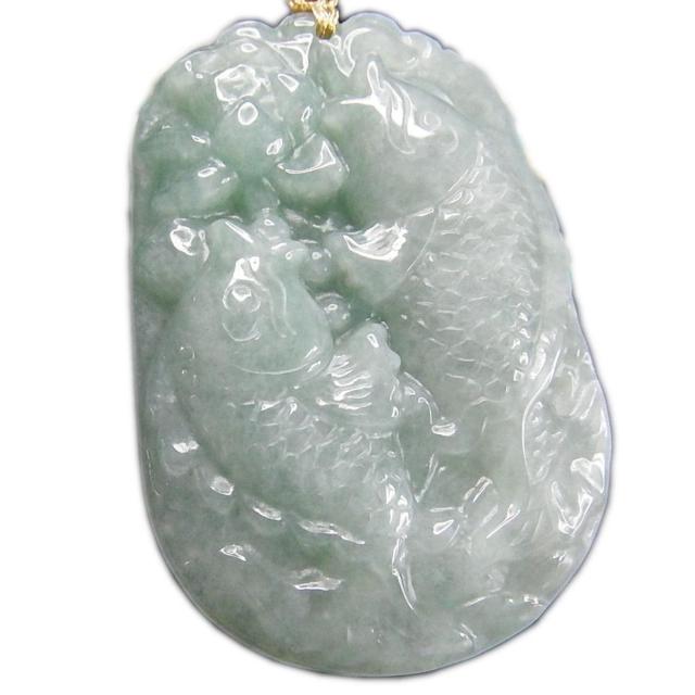 ひすいジェダイト鯉精工彫刻木綿紐ネックレス天然石ミャンマー産本翡翠 < 女性アクセサリー/時計  ひすいジェダイト鯉精工彫刻木綿紐ネックレス天然石ミャンマー産本翡翠  < 女性アクセサリー/時計の
