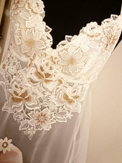 saluteサルート/店舗限定/88G/女優/ナイトドレス/ランジェリードレス/IV/アイボリー/M < 女性ファッション  saluteサルート/店舗限定/88G/女優/ナイトドレス/ランジェリードレス/IV/アイボリー/M < 女性ファッションの