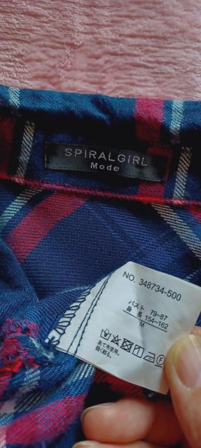 ★スパイラルガール☆体型カバー紺色ネイビー赤白チェック大柄可愛い♪とろみ柔らか落ち感お洒落☆起毛レーヨン長袖ロングシャツワンピース < ブランド  ★スパイラルガール☆体型カバー紺色ネイビー赤白チェック大柄可愛い♪とろみ柔らか落ち感お洒落☆起毛レーヨン長袖ロングシャツワンピース < ブランドの