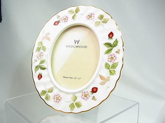 500~X^Ki Ǖi WEDGWOOD EFbWEbh ChXgx[ tHgt[ ʐ^ 1210cm  CeA/Ct 