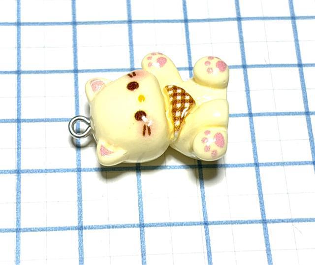 1240 クリーム色 【訳あり値引き価格】3D 立体 手を上げてる猫にゃん 1個 樹脂パーツ アクセサリーチャーム ねこネコ < ペット/手芸/園芸 1240 クリーム色 【訳あり値引き価格】3D 立体 手を上げてる猫にゃん 1個 樹脂パーツ アクセサリーチャーム ねこネコ < ペット/手芸/園芸の