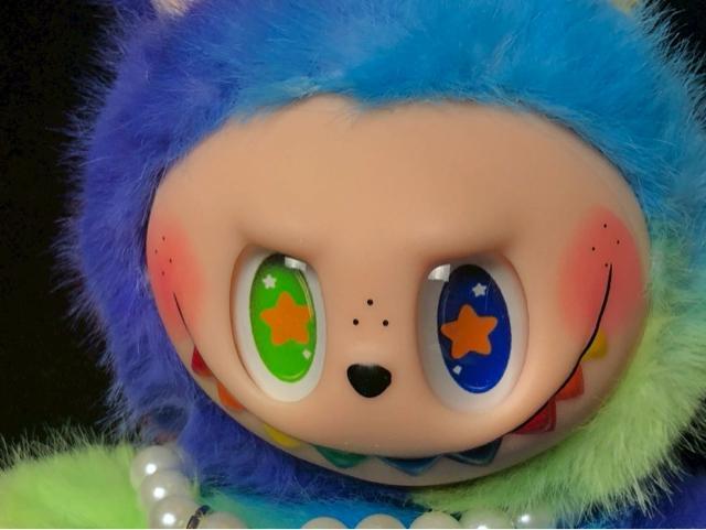 【激レア】LABUBU ラブブ ぬいぐるみ レインボーカラー モンスターズ THE MONSTERS ポップマート POPMART < おもちゃ 【激レア】LABUBU ラブブ ぬいぐるみ レインボーカラー モンスターズ THE MONSTERS ポップマート POPMART < おもちゃの