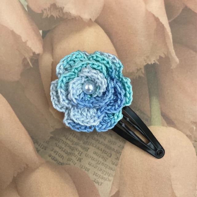 ハンドメイド♪レース編み 薔薇風お花モチーフのヘアピン < 女性ファッション  ハンドメイド♪レース編み 薔薇風お花モチーフのヘアピン  < 女性ファッションの