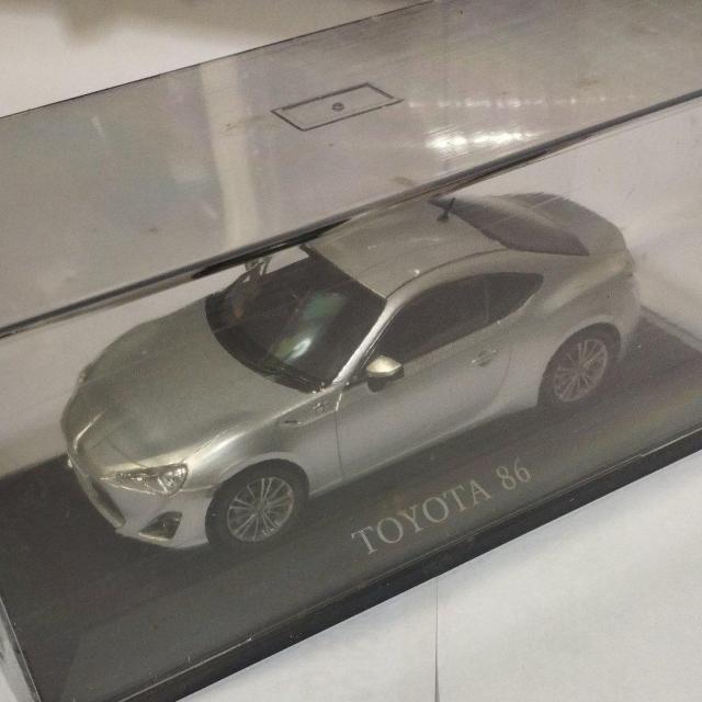 トヨタ 86 カラーサンプル 非売品 シルバー 1/30 < ホビー  トヨタ 86 カラーサンプル 非売品 シルバー 1/30 < ホビーの