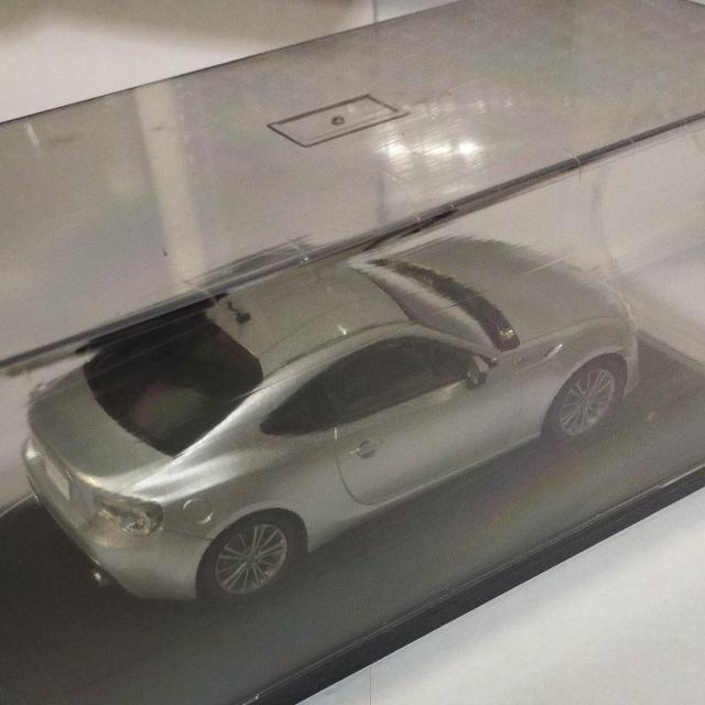 トヨタ 86 カラーサンプル 非売品 シルバー 1/30 < ホビー  トヨタ 86 カラーサンプル 非売品 シルバー 1/30 < ホビーの