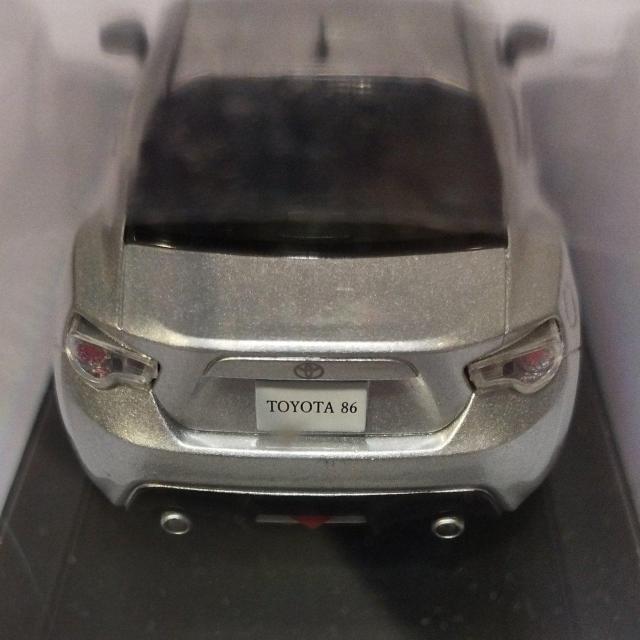 トヨタ 86 カラーサンプル 非売品 シルバー 1/30 < ホビー  トヨタ 86 カラーサンプル 非売品 シルバー 1/30 < ホビーの