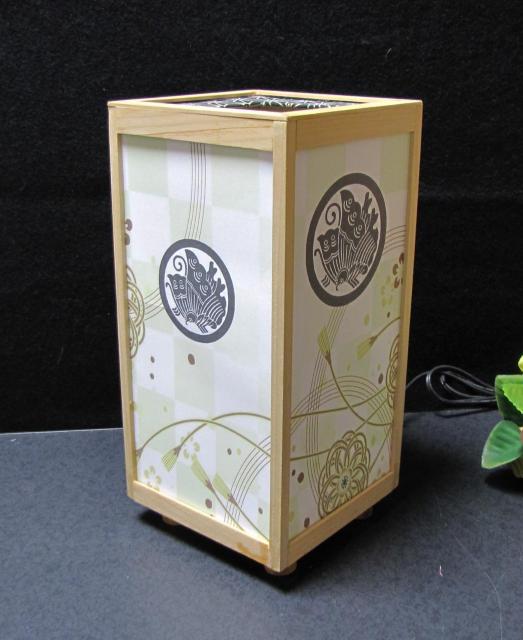 ★家紋の宿り木=「丸に揚羽蝶」(家紋変更可)/至福の明り・温もりのひととき/LED・檜枠造・フイルム加工・軽量/ < 家電/AV  ★家紋の宿り木=「丸に揚羽蝶」(家紋変更可)/至福の明り・温もりのひととき/LED・檜枠造・フイルム加工・軽量/ < 家電/AVの