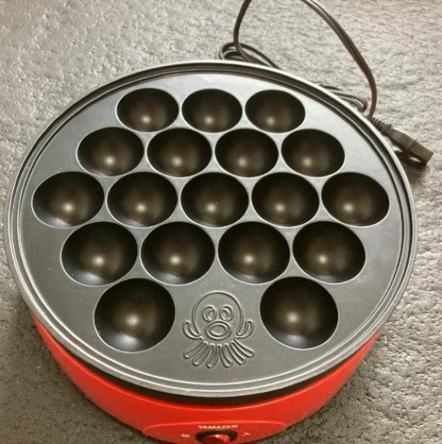 【外箱付】【説明書付】【写真参照】YAMAZEN 山善 電気たこ焼き器 18穴 SOP-650(R) < 家電/AV 【外箱付】【説明書付】【写真参照】YAMAZEN 山善 電気たこ焼き器 18穴 SOP-650(R) < 家電/AVの