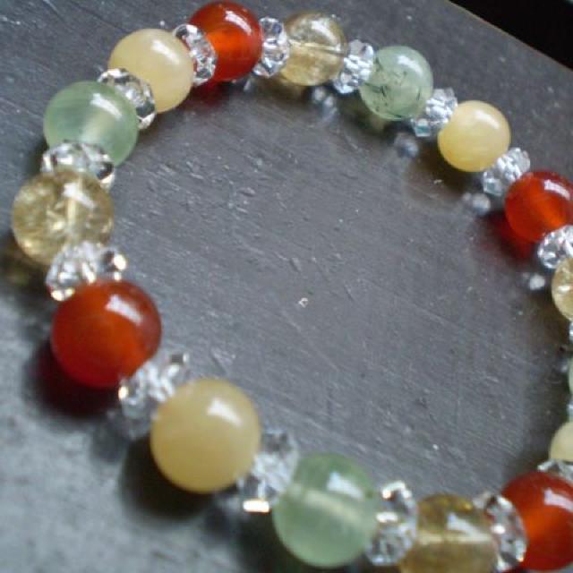 イエロー・オレンジ系 コンビネーションブレスレット < 女性アクセサリー/時計 イエロー・オレンジ系 コンビネーションブレスレット < 女性アクセサリー/時計の