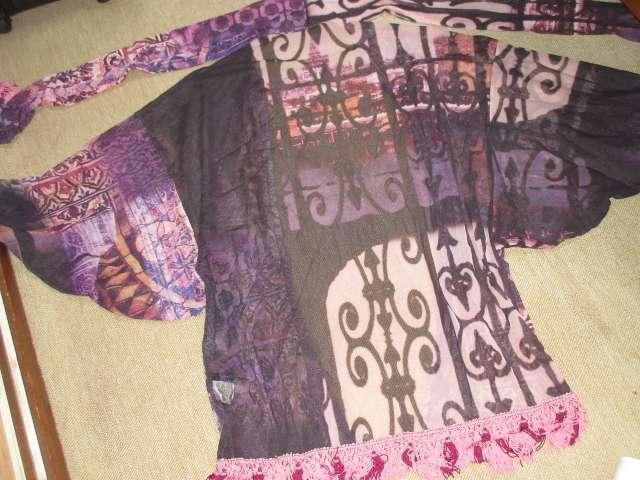 個性的*実写モモンガニット風ボレロ*マフラー付*レディース < ブランド  個性的*実写モモンガニット風ボレロ*マフラー付*レディース < ブランドの