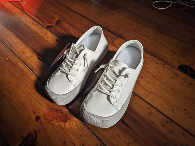 新品 22.5cm レディース ローファー ホワイト グレー ローカット 靴 レトロ < 女性ファッション  新品 22.5cm レディース ローファー ホワイト グレー ローカット 靴 レトロ  < 女性ファッションの