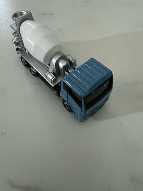 トミカTOMICAコンクリートミキサー車 < ホビー  トミカTOMICAコンクリートミキサー車  < ホビーの
