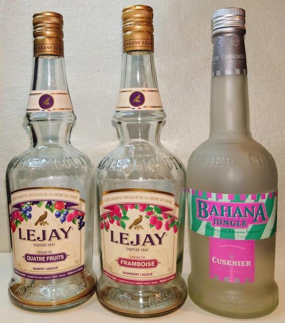 フルーツリキュール★ボトル★空瓶★8本★店舗装飾★インテリア★オブジェ★硝子素材★小道具★BAR★CAFE★ガラスアート★送料無料 < インテリア/ライフ フルーツリキュール★ボトル★空瓶★8本★店舗装飾★インテリア★オブジェ★硝子素材★小道具★BAR★CAFE★ガラスアート★送料無料 < インテリア/ライフの