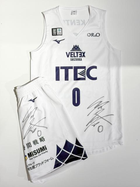 #0 �R�{ ���ƑI�蒅�p AWAY ���j�t�H�[��(���M�T�C������)