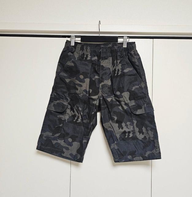 【新品】 迷彩柄 ハーフパンツ M カモフラ < 男性ファッション  【新品】 迷彩柄 ハーフパンツ M カモフラ  < 男性ファッションの