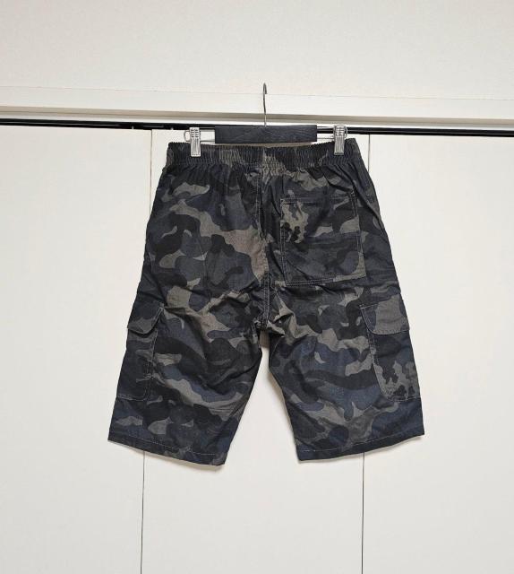 【新品】 迷彩柄 ハーフパンツ M カモフラ < 男性ファッション  【新品】 迷彩柄 ハーフパンツ M カモフラ < 男性ファッションの