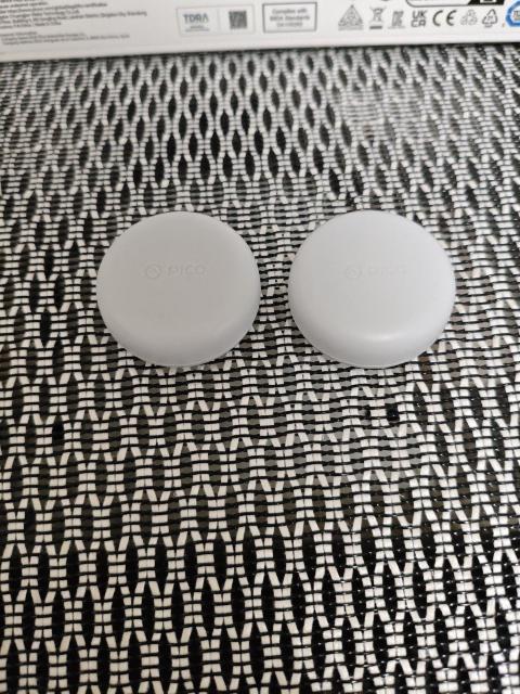 PICO Motion Tracker 2個 < PC本体/周辺機器 PICO Motion Tracker 2個 < PC本体/周辺機器の