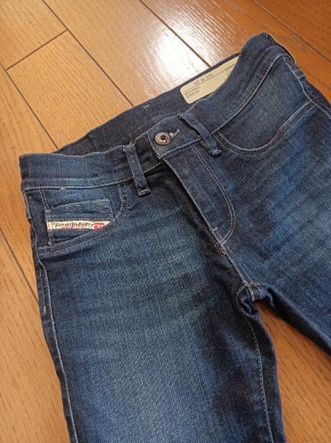 DIESEL★ディーゼル★柔らか伸び伸びデニム★Gパン.ジーンズ★美脚交換抜群★脚長★新品同様★@ < ブランド DIESEL★ディーゼル★柔らか伸び伸びデニム★Gパン.ジーンズ★美脚交換抜群★脚長★新品同様★@ < ブランドの